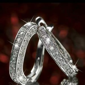 Three-sided Full Rhinestone Earrings